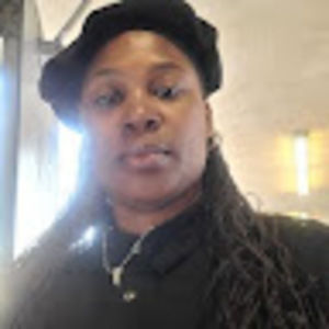 Meet your Posher, Janelle